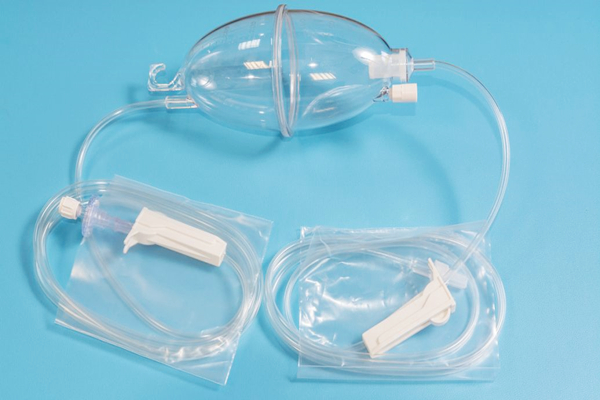 如何測試輸液器泄漏和流量等物理性能？